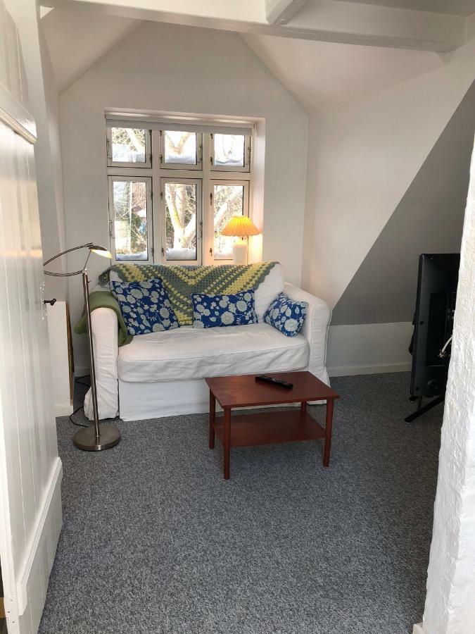 Det Lille Rode Hus Villa Nyord Buitenkant foto