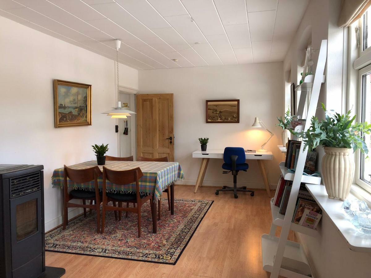 Det Lille Rode Hus Villa Nyord Buitenkant foto
